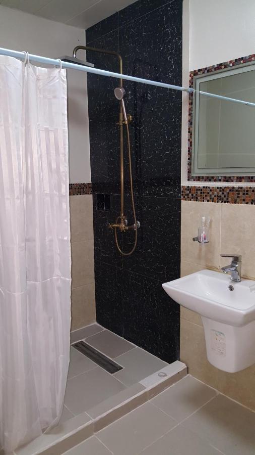 Phil Oasis Hotel & Resort Silang Dış mekan fotoğraf