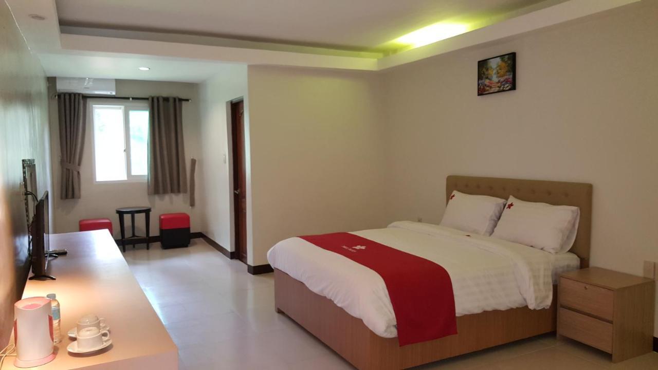 Phil Oasis Hotel & Resort Silang Dış mekan fotoğraf