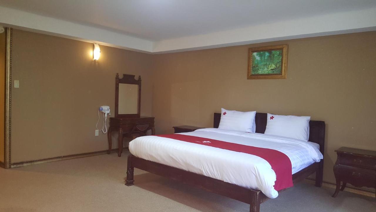 Phil Oasis Hotel & Resort Silang Dış mekan fotoğraf