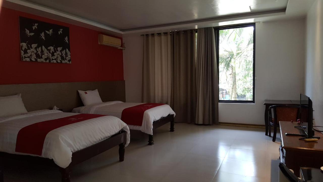 Phil Oasis Hotel & Resort Silang Dış mekan fotoğraf